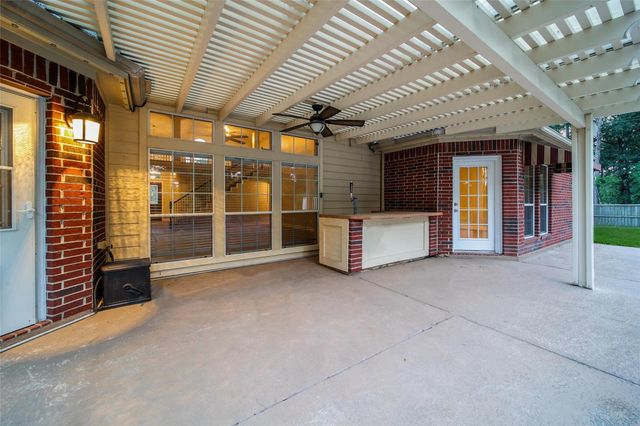 2315 Legends Gate Drive, Spring, TX 77386