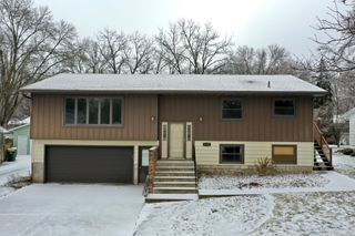 1609 7 1/2 Street SW, Willmar, MN 56201