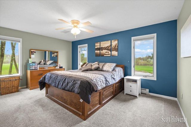 2901 84th Street SE, Caledonia, MI 49316