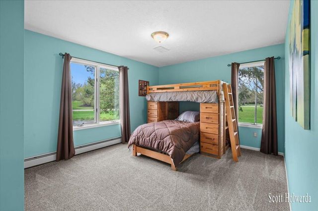 2901 84th Street SE, Caledonia, MI 49316