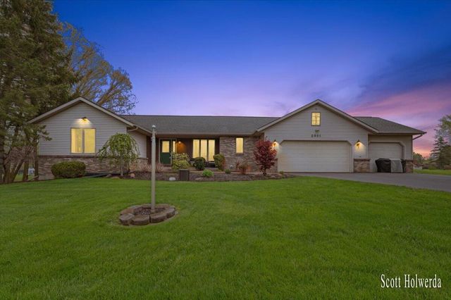 2901 84th Street SE, Caledonia, MI 49316