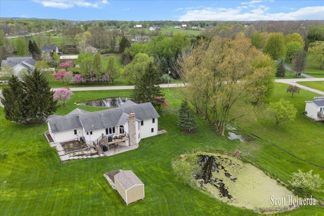 2901 84th Street SE, Caledonia, MI 49316