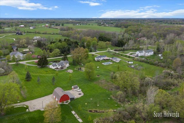 2901 84th Street SE, Caledonia, MI 49316