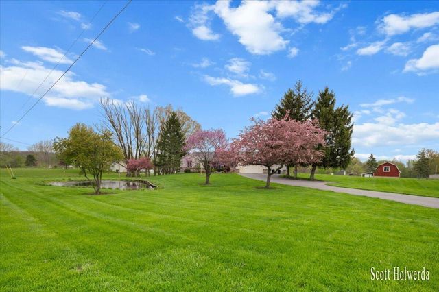 2901 84th Street SE, Caledonia, MI 49316