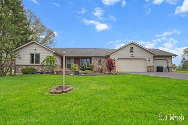 2901 84th Street SE, Caledonia, MI 49316