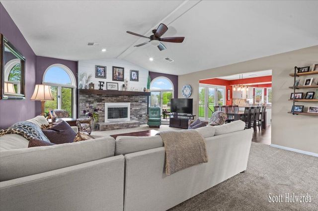 2901 84th Street SE, Caledonia, MI 49316