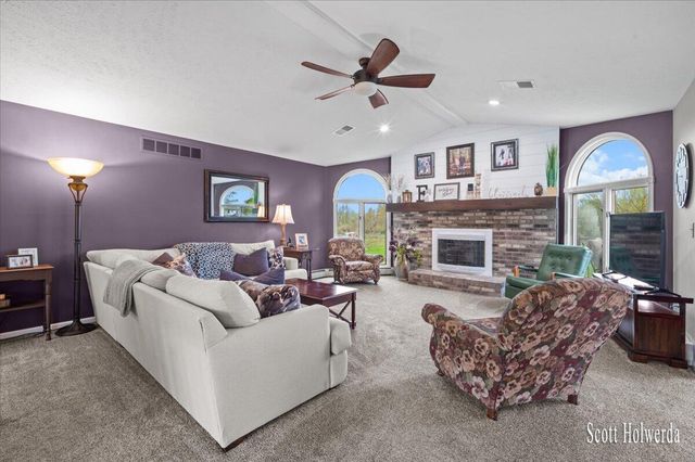 2901 84th Street SE, Caledonia, MI 49316