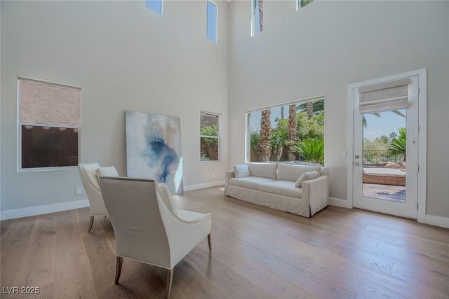 11359 Winter Cottage Place, Las Vegas, NV 89135