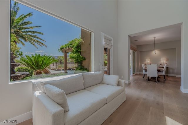 11359 Winter Cottage Place, Las Vegas, NV 89135