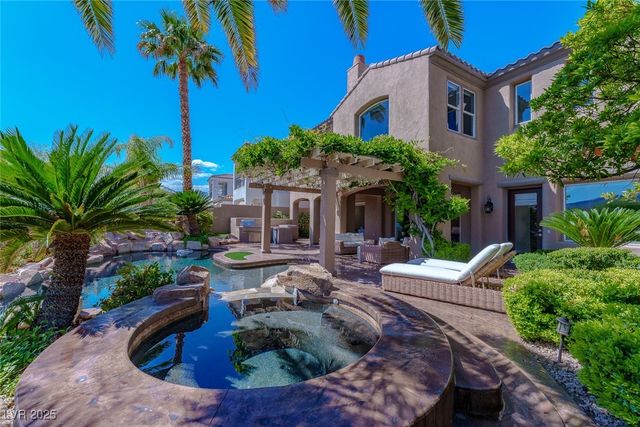 11359 Winter Cottage Place, Las Vegas, NV 89135