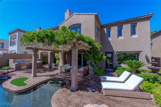 11359 Winter Cottage Place, Las Vegas, NV 89135