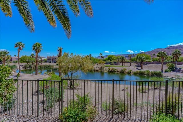 11359 Winter Cottage Place, Las Vegas, NV 89135