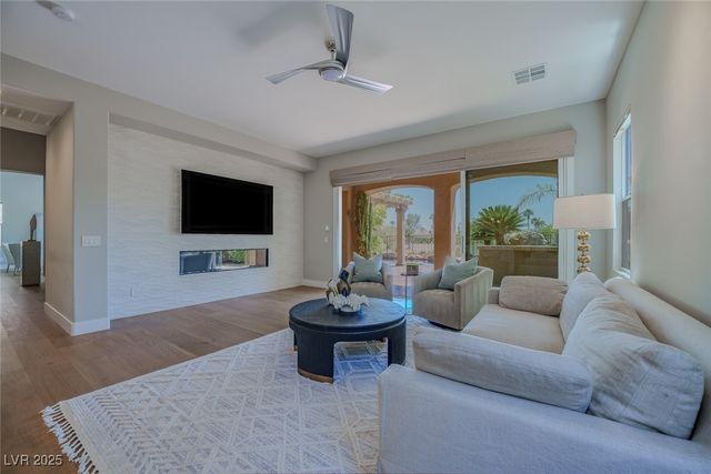 11359 Winter Cottage Place, Las Vegas, NV 89135