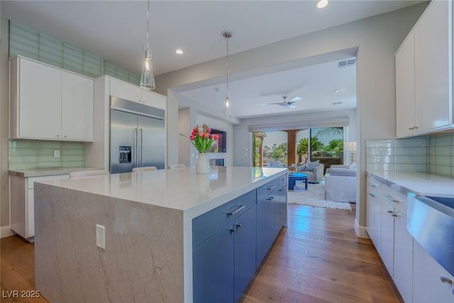 11359 Winter Cottage Place, Las Vegas, NV 89135