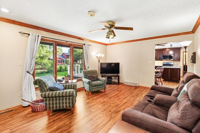 5745 Columbine Drive, Johnston, IA 50131