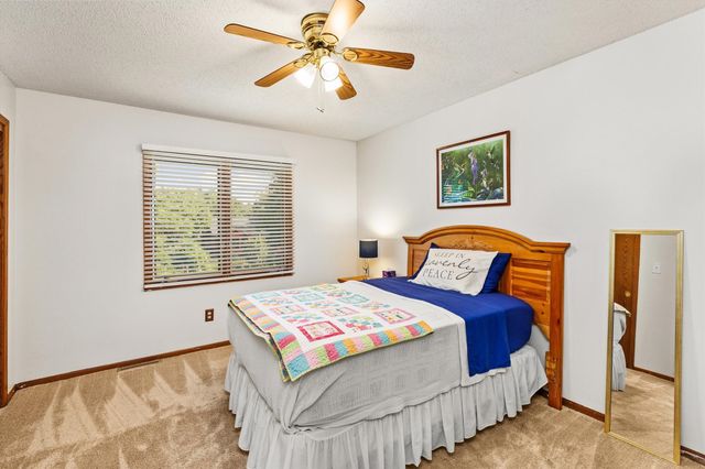 5745 Columbine Drive, Johnston, IA 50131