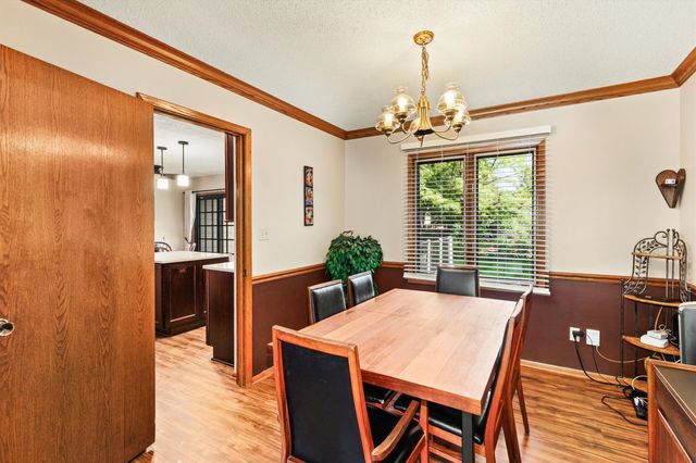 5745 Columbine Drive, Johnston, IA 50131