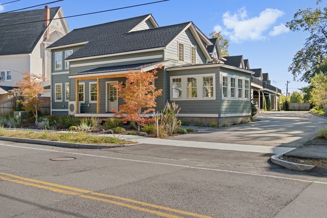 67 Park Street A, Northampton, MA 01062