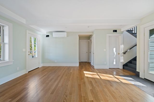 67 Park Street A, Northampton, MA 01062