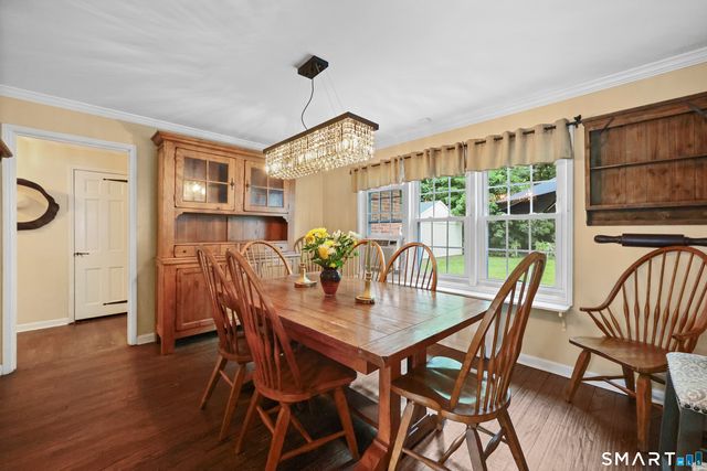 26 Fernbel Lane, West Hartford, CT 06107
