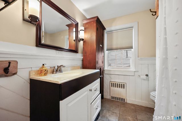 26 Fernbel Lane, West Hartford, CT 06107