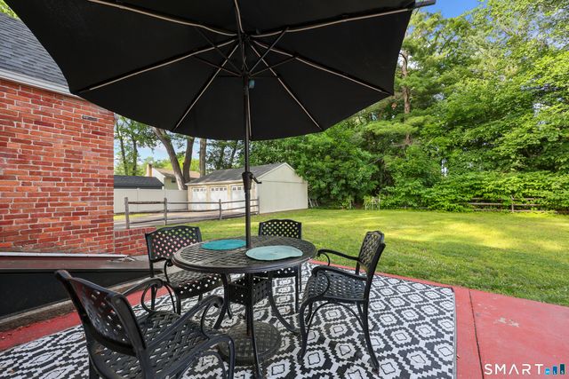 26 Fernbel Lane, West Hartford, CT 06107