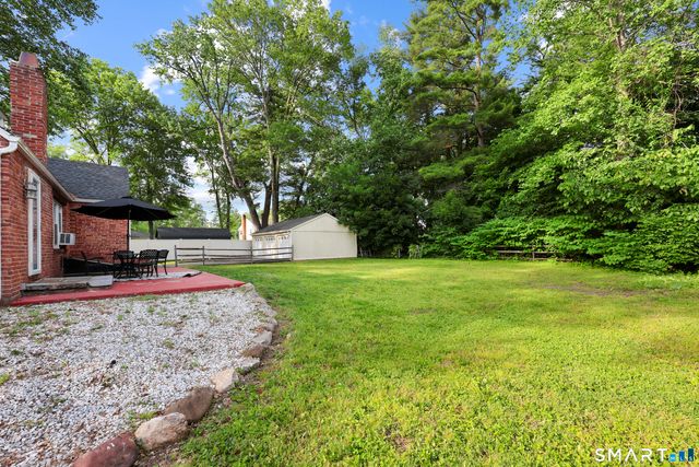 26 Fernbel Lane, West Hartford, CT 06107