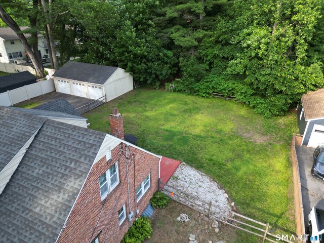 26 Fernbel Lane, West Hartford, CT 06107