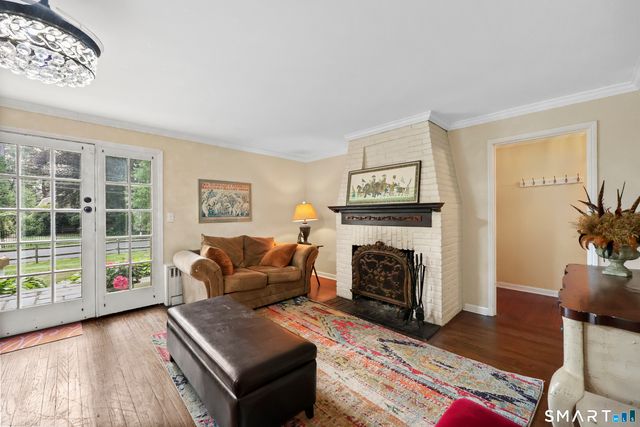 26 Fernbel Lane, West Hartford, CT 06107