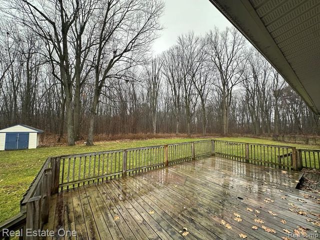 1507 Transue Avenue, Burton, MI 48509