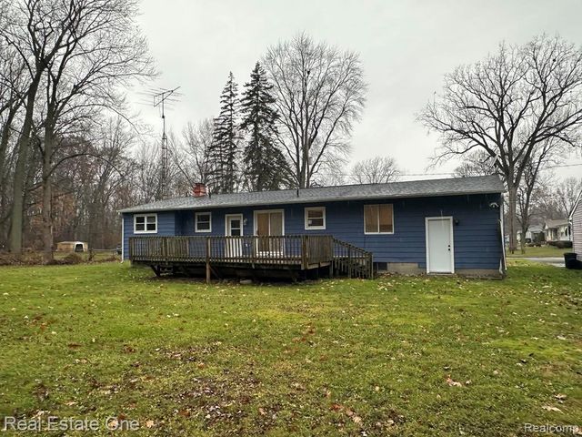 1507 Transue Avenue, Burton, MI 48509