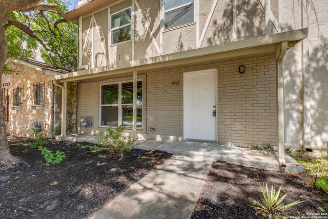 8727 Tradewind, Windcrest, TX 78239