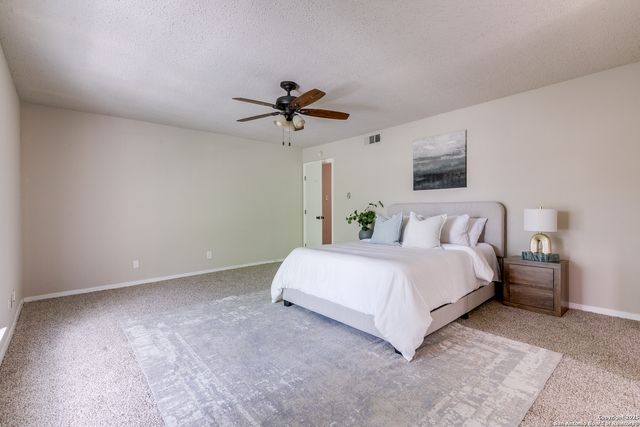 8727 Tradewind, Windcrest, TX 78239