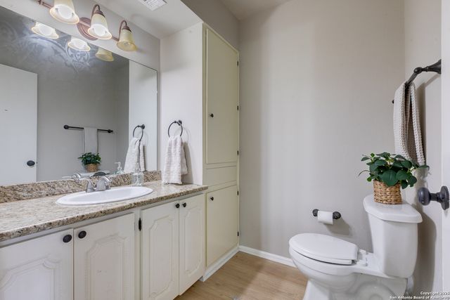 8727 Tradewind, Windcrest, TX 78239