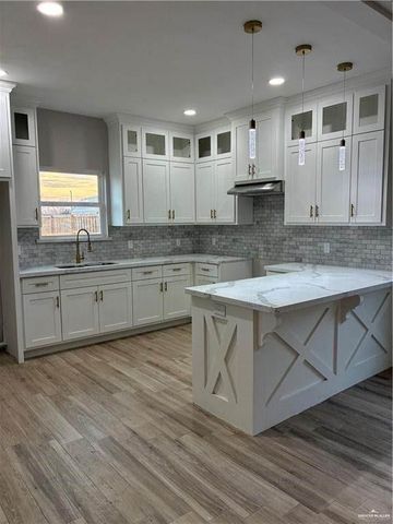 2805 Grandora Drive, San Juan, TX 78589