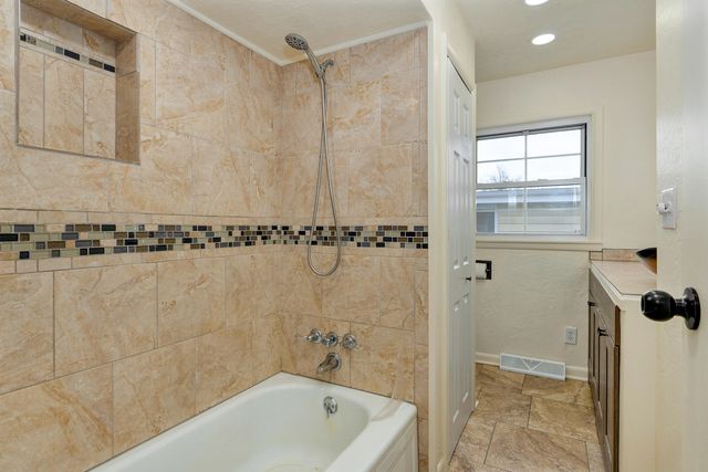 903 S Scenic Avenue, Springfield, MO 65802