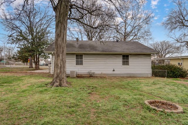 903 S Scenic Avenue, Springfield, MO 65802