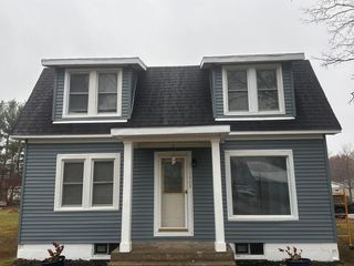 1408 E Pine Hill Avenue, White Cloud City, MI 49349