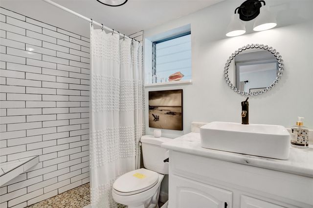 4848 NE 23 Avenue 9C, Fort Lauderdale, FL 33308