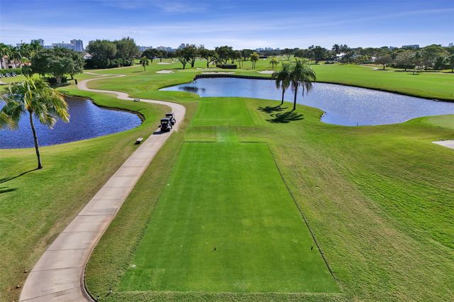 4848 NE 23 Avenue 9C, Fort Lauderdale, FL 33308