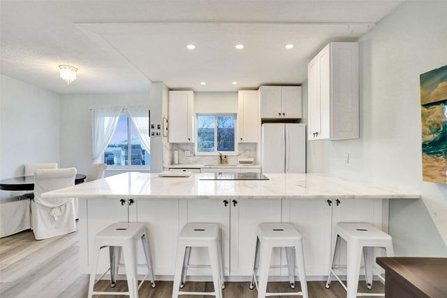 4848 NE 23 Avenue 9C, Fort Lauderdale, FL 33308