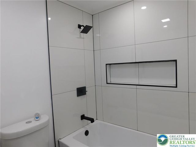 1405 Donalds Road, Chestnuthill Twp, PA 18330