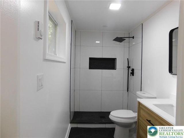 1405 Donalds Road, Chestnuthill Twp, PA 18330