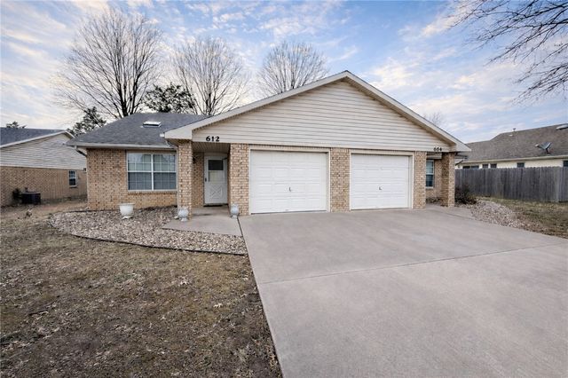 612 36th Street, Rogers, AR 72756