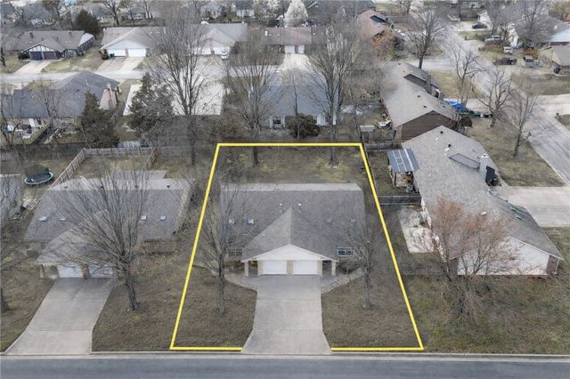 612 36th Street, Rogers, AR 72756