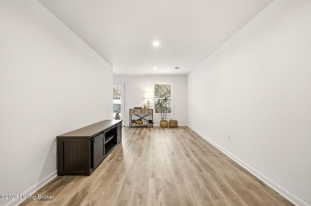 3021 Cleveland Blvd, Louisville, KY 40206