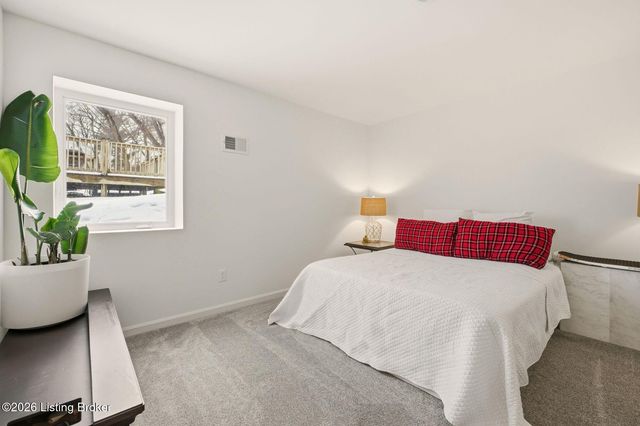 3021 Cleveland Blvd, Louisville, KY 40206