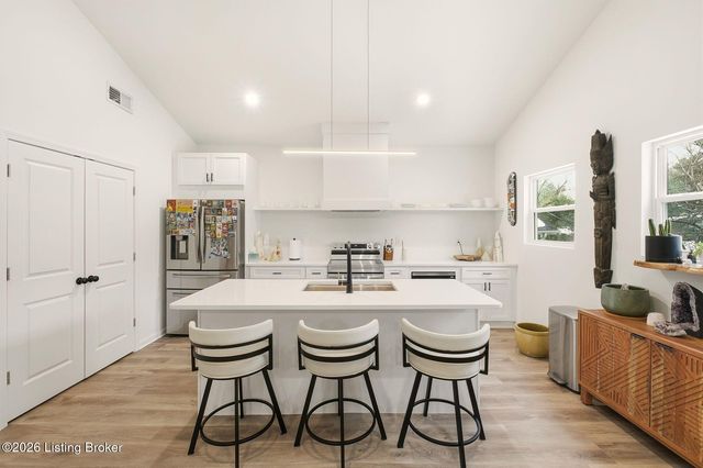 3021 Cleveland Blvd, Louisville, KY 40206