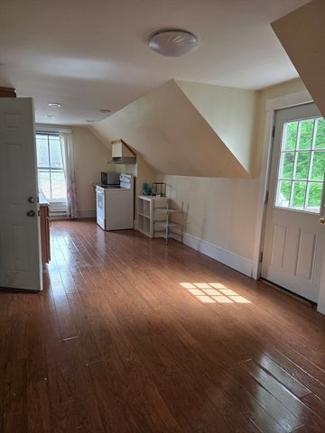 48 Maple Ave 2, Holden, MA 01520
