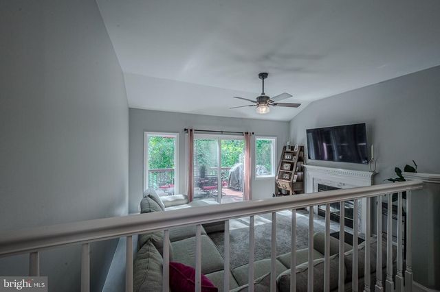 316 PLEASANT KNOLL CT, Newark, DE 19711